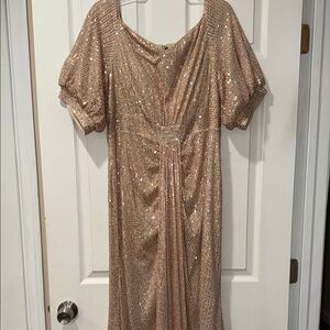 Elegant Sequin Dress in Gold Double Lining - Prom, Wedding, Quinceañera